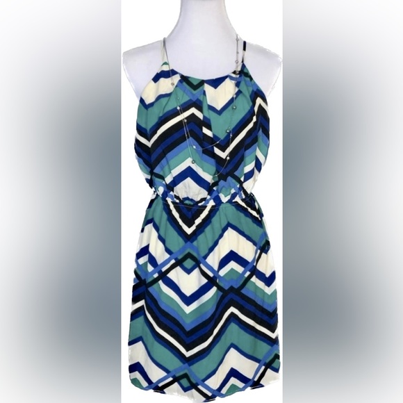Francesca's Collections Dresses & Skirts - Francesca’s 🎀 Chevron Halter Dress - M